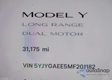 2021 Tesla Model Y Long Range Dual Motor All-Wheel Drive z USA, uszkodzony, nr VIN 5YJYGAEE5MF201182